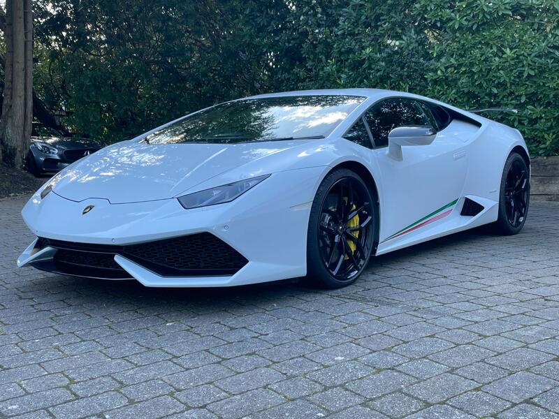 LAMBORGHINI