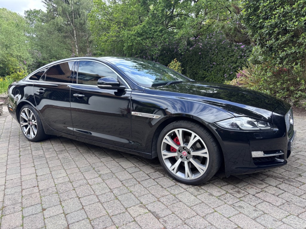 2018 Jaguar XJ